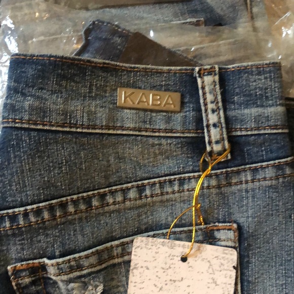 ⭐️ Super Stretchy Denim Shorts! ⭐️ - Picture 4 of 5